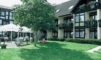 Combecher Hotel 3*